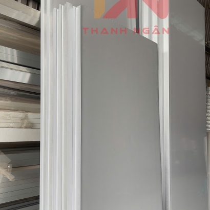 Thi Công Vách Ngăn Panel Cho Công Trình Xưởng Sản Xuất 