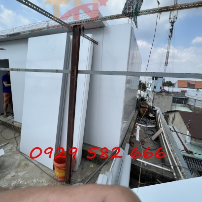 Thi Công Tấm Vách Panel Dày 5cm Cho Xưởng 