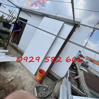 Thi Công Tấm Vách Panel Dày 5cm Cho Xưởng 