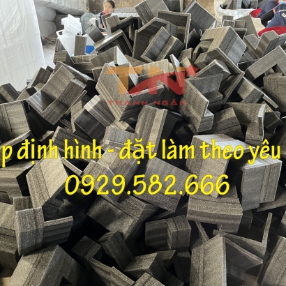 Góc Xốp Đen Đóng Thùng Loa Tại Thủ Đức