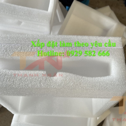 XỐP DẺO ĐỊNH HÌNH CHỐNG VA ĐẬP BẢO VỆ CHAI NƯỚC THUỶ TINH